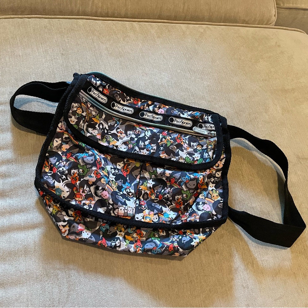 ProSports Flower Spring purse - Picture 10 of 10